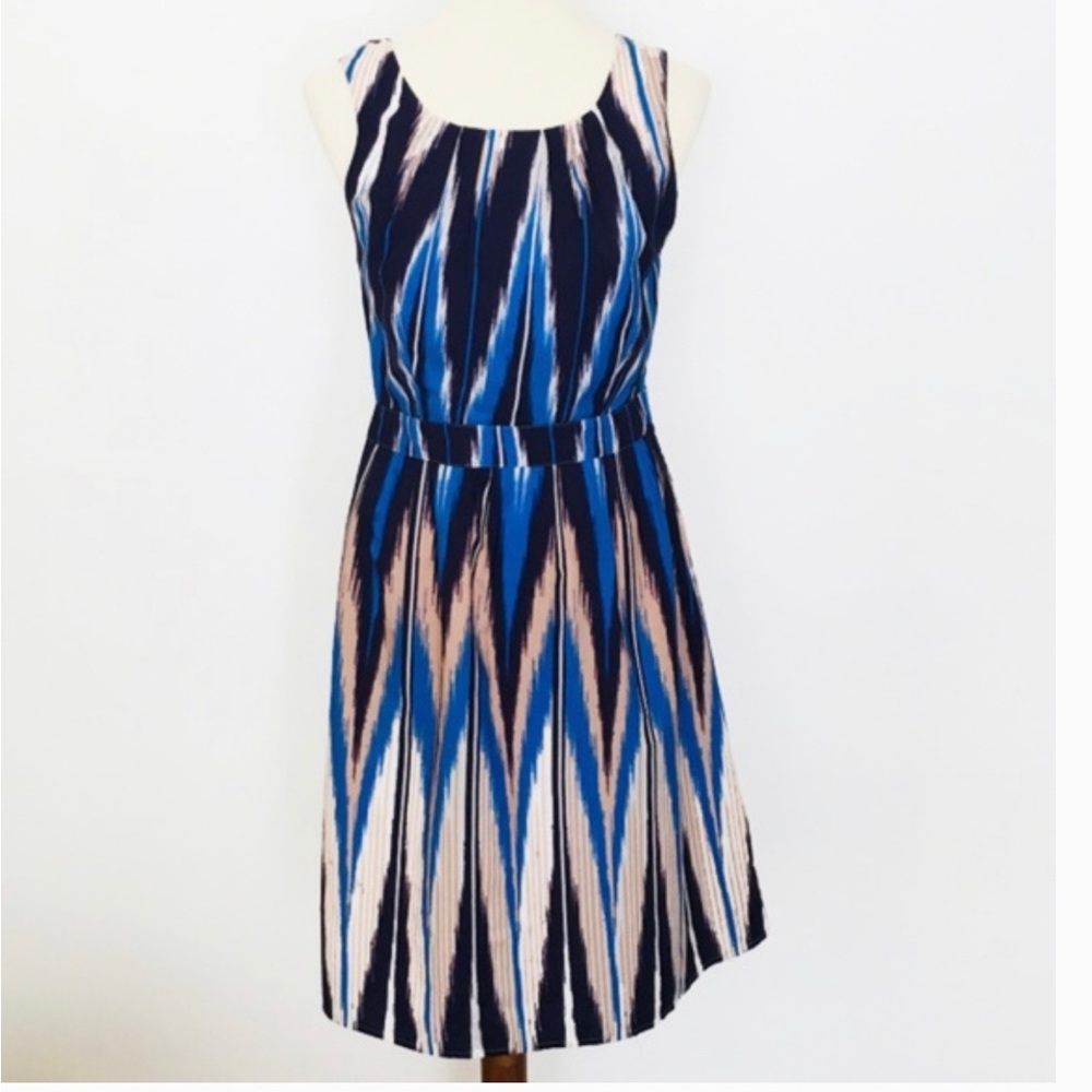 Banana Republic Casual Work Career Dress size 2 (L41) - Picture 4 of 4